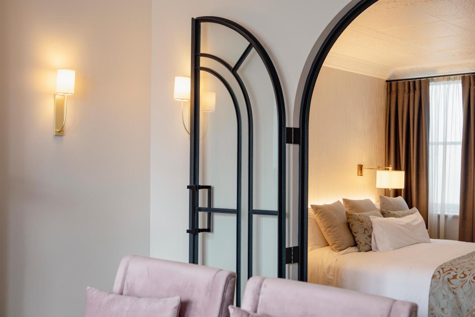 ארמידייל Tattersalls Hotel מראה חיצוני תמונה